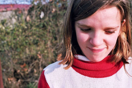 8 Ways to Overcome Shyness Image